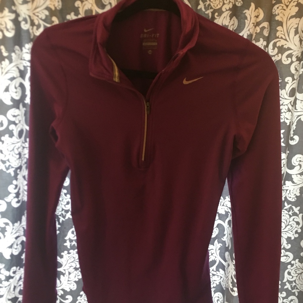 NIKE HALFZIP